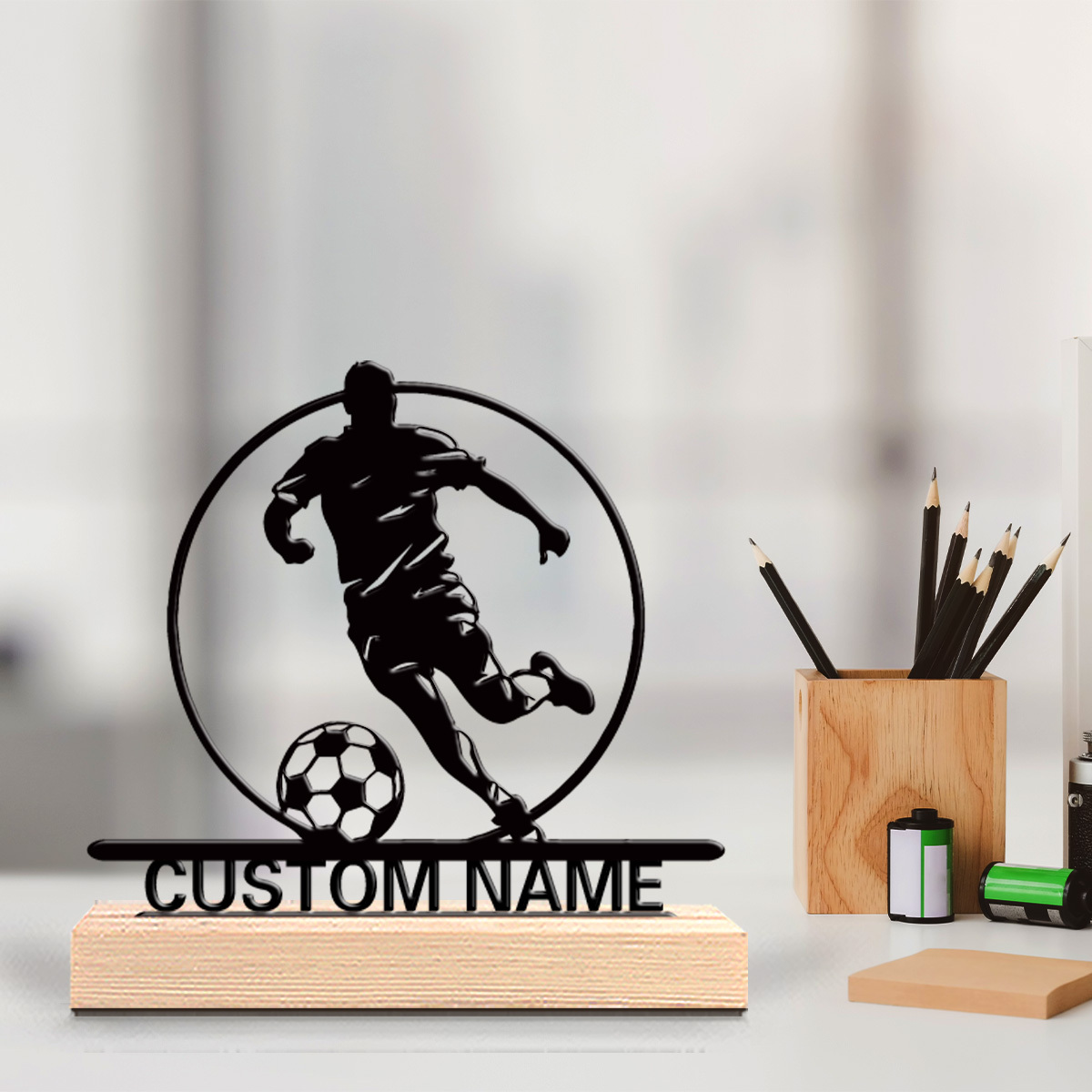 Home Office Jobs - Personalisierte Fußballspieler-Metallstatue mit Namen, Holzsockel Tischdekoration,