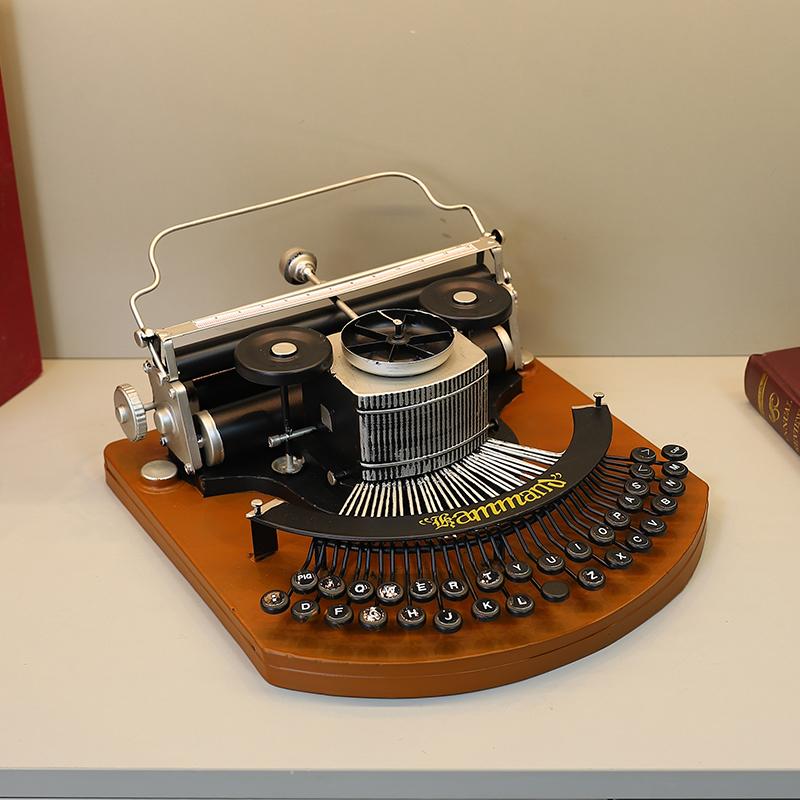 Home Office Industrial Style - Vintage-Schreibmaschinenmodell für Fotografie-Requisiten, Retro-Bürodekoration, Café-Wandkunst im