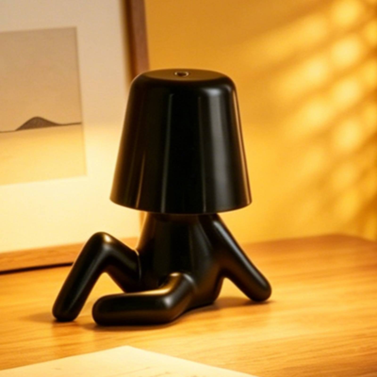 Sitzende Figuren-Lampe aus ABS – Home Office Lamp Bewertung und Preis